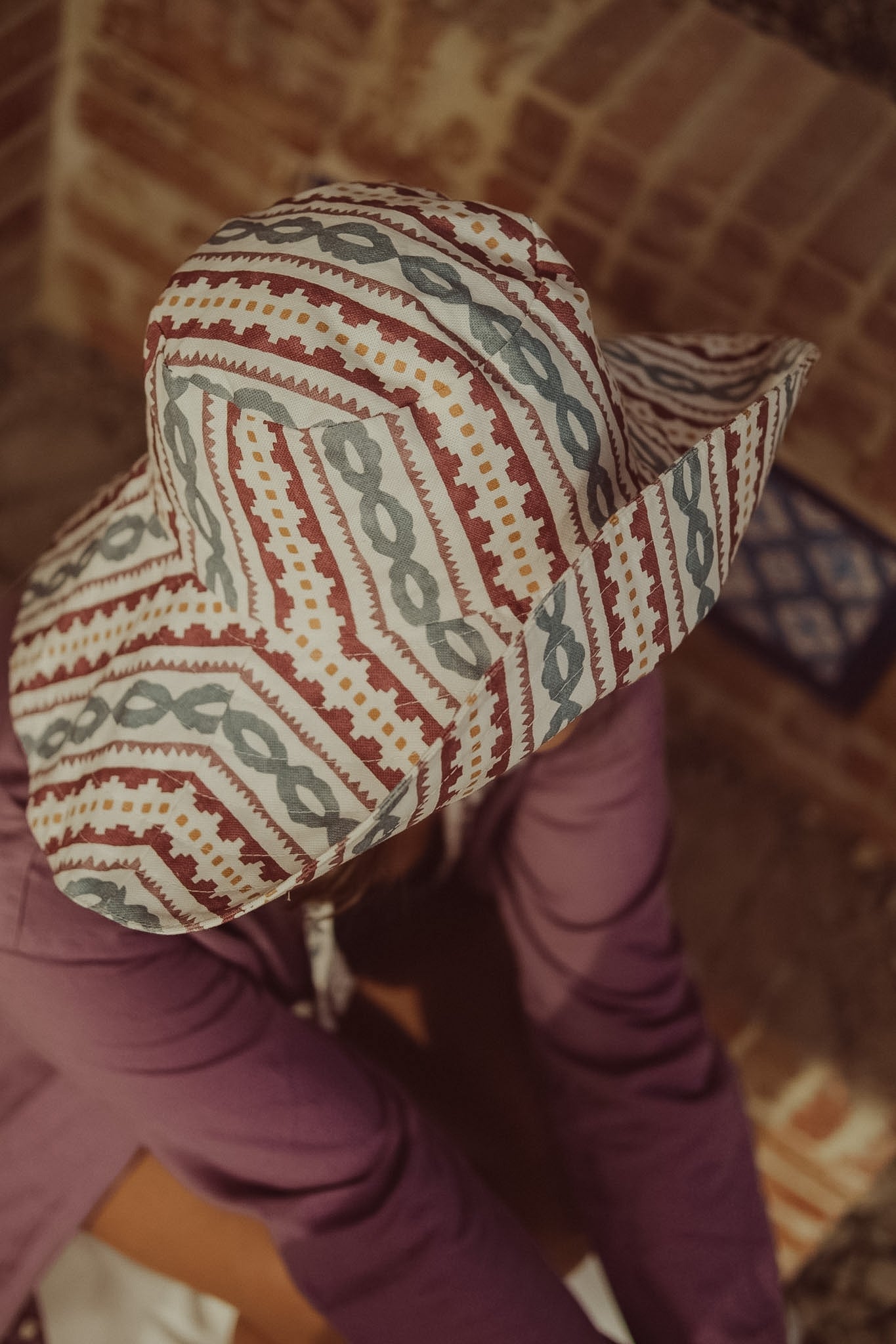 Sombrero Bucket Olivia - M · Burdeos