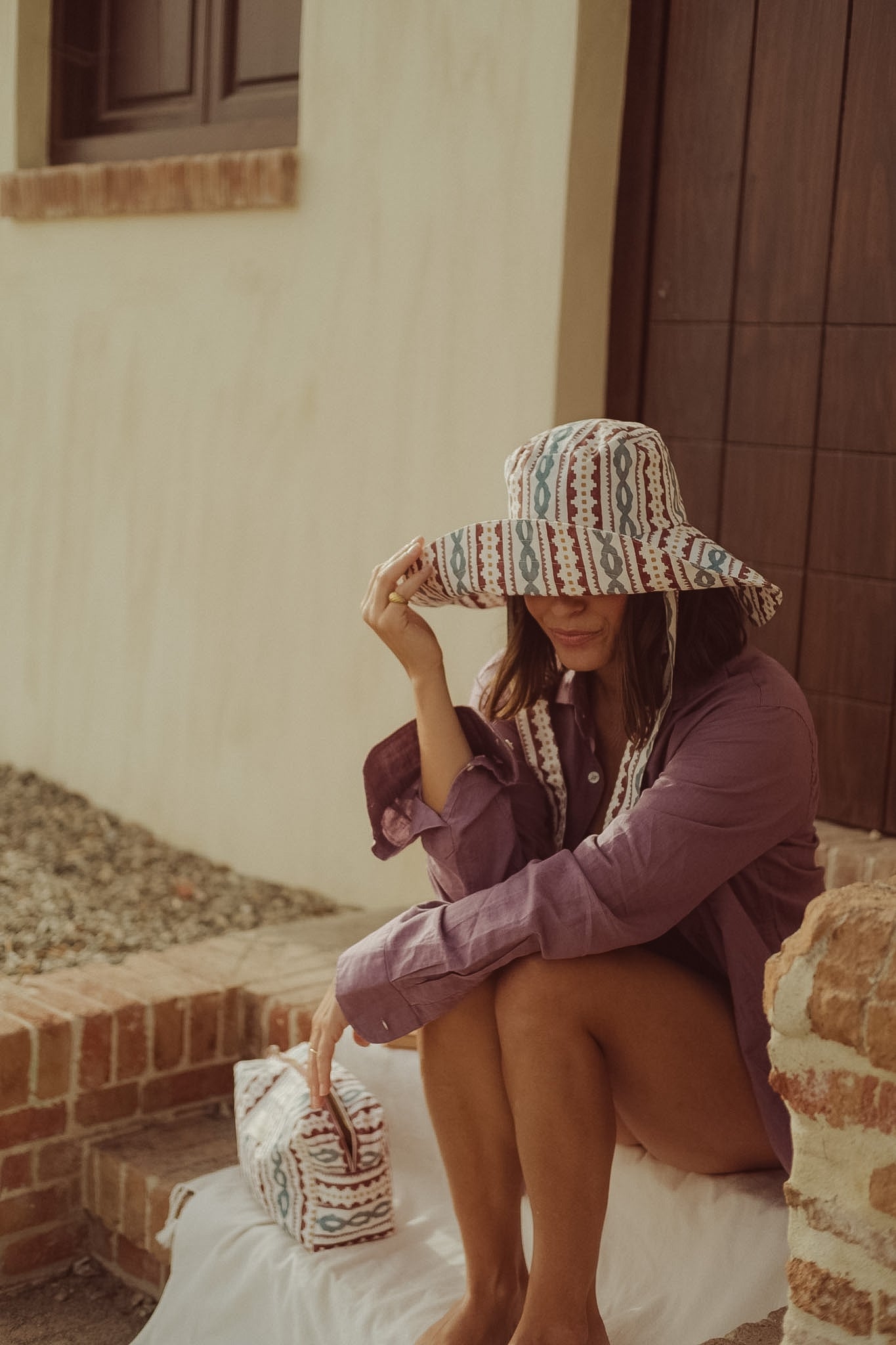 Sombrero Bucket Olivia - M · Burdeos