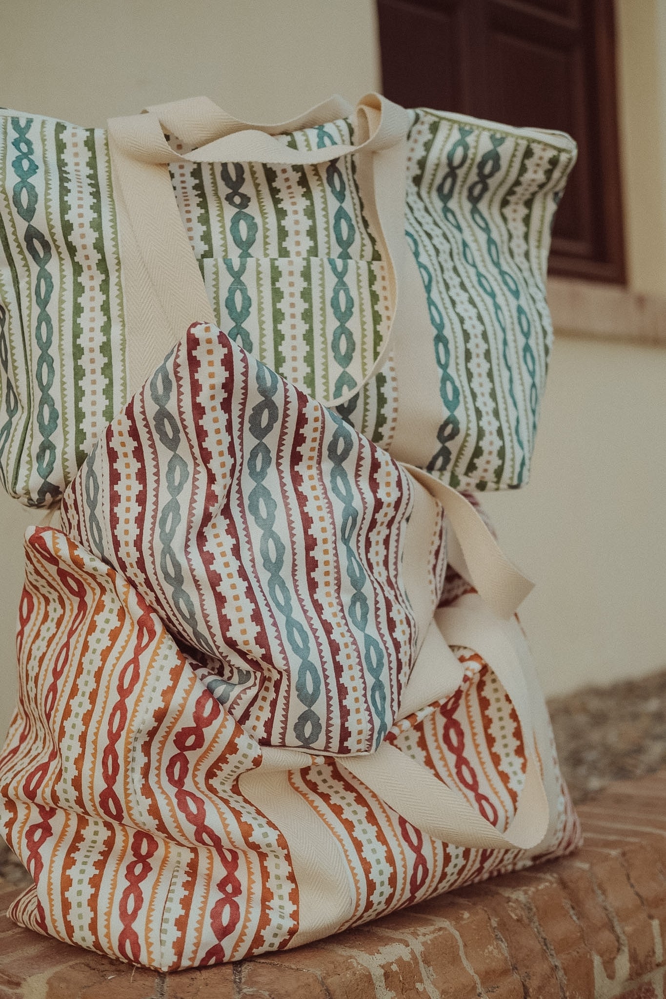 Tula Tote Santa Pola — Mediana · Burdeos