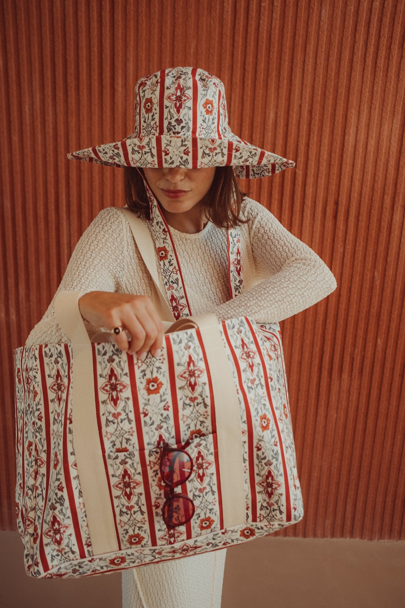 Sombrero Bucket Olivia - Rojo - Mujer